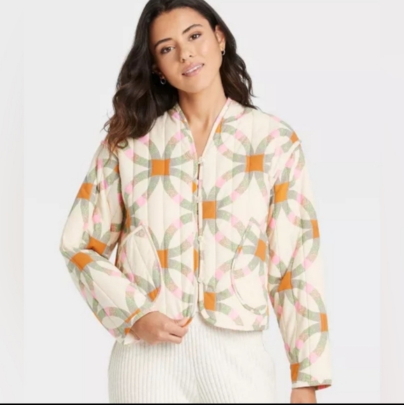 Universal Thread Jackets & Blazers - NWT Universal Thread Cream Ring Cropped Quilt style Jacket Size L